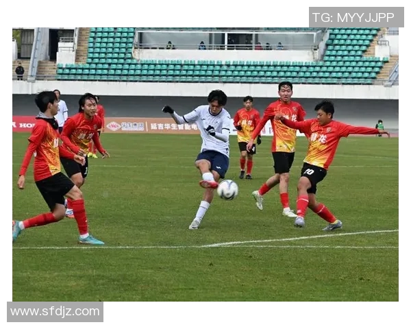 赛后分析：上海足球队与西安足球队实力对比及比赛亮点解析