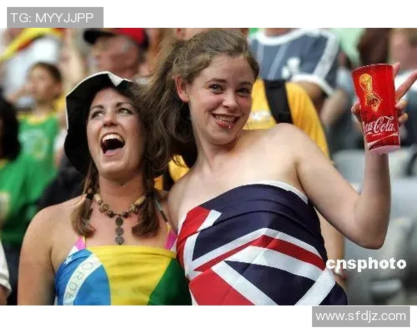 足球明星与疯狂女球迷的激情故事揭示了爱与追逐的无尽魅力 足球明星与疯狂女球迷的激情故事揭示了爱与追逐的无尽魅力