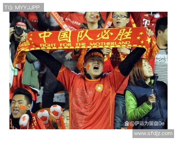 元老级足球明星重聚赛场再战青春激情引发球迷热潮